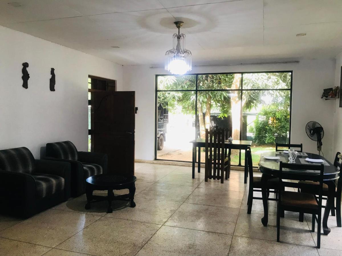 Leisure House Safari Apartment Udawalawe Luaran gambar